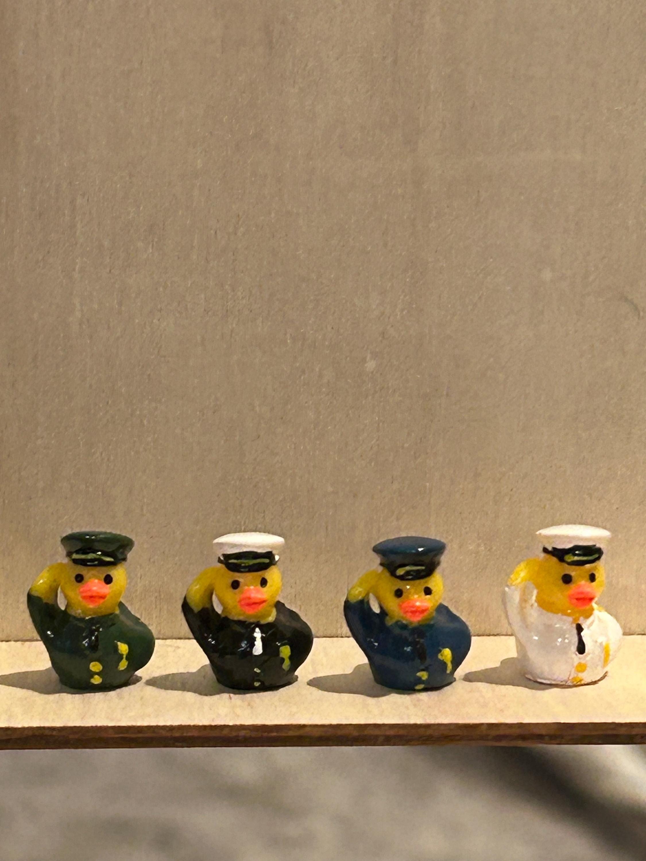 Veteran Tribute Mini Duck Set – 8 Piece Hand-Painted Resin Military Ducks
