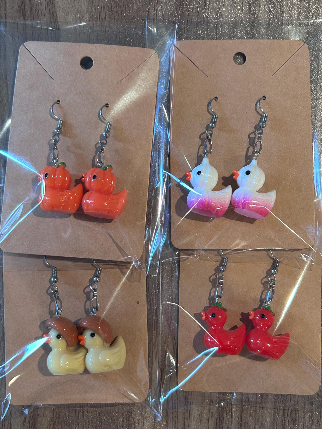 Vegetable Duck Earrings Set – 8 Pairs of Cute-Veggie Duck Earrings, Pumpkin, Tomato, Mushroom, Onion, Lettuce, Eggplant, Radish & Turnips
