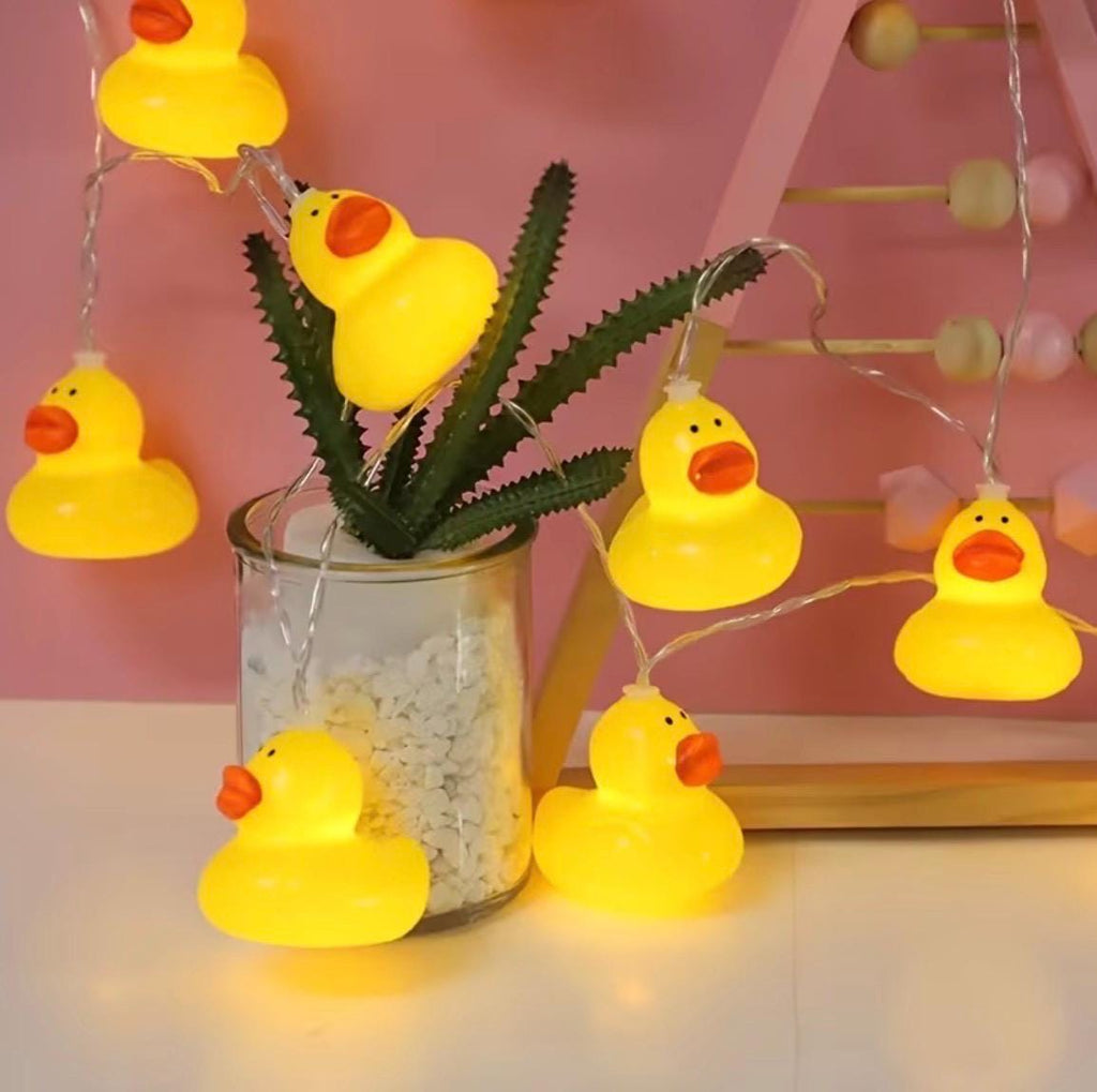 10 LED Yellow Duck String Lights: Battery Operated, Cruise Cabin Decor, Easter Party Lights