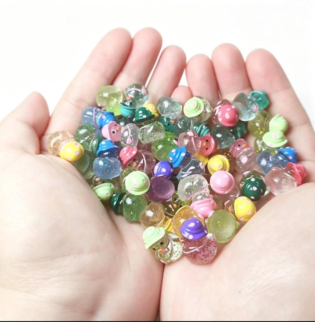 Mini Resin Ducks Glitter Polkadot Hat Duck Figurines Set of 8 Cruise Ducks Jeep Ducks