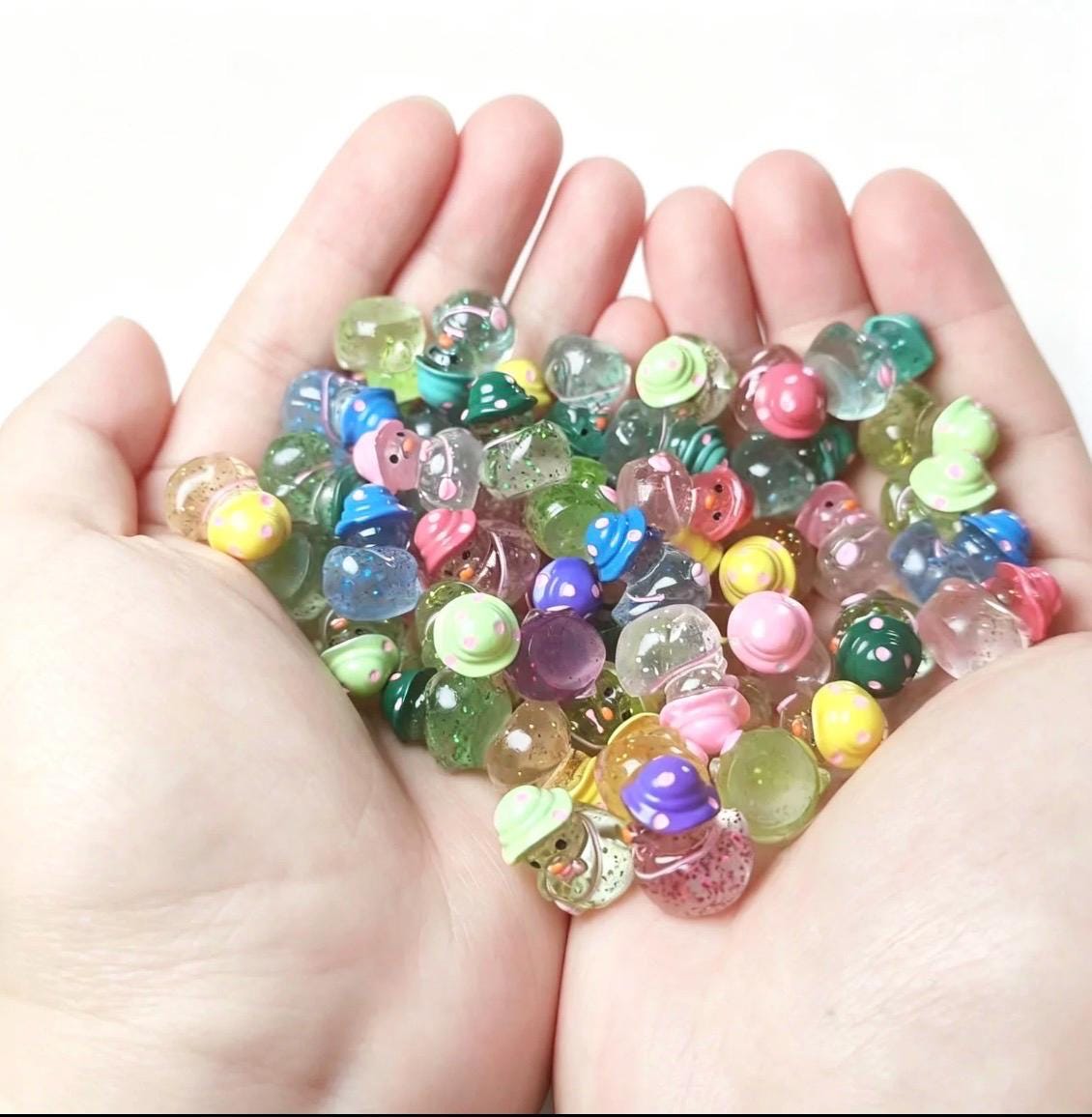 Mini Resin Ducks Glitter Polkadot Hat Duck Figurines Set of 8 Cruise Ducks Jeep Ducks
