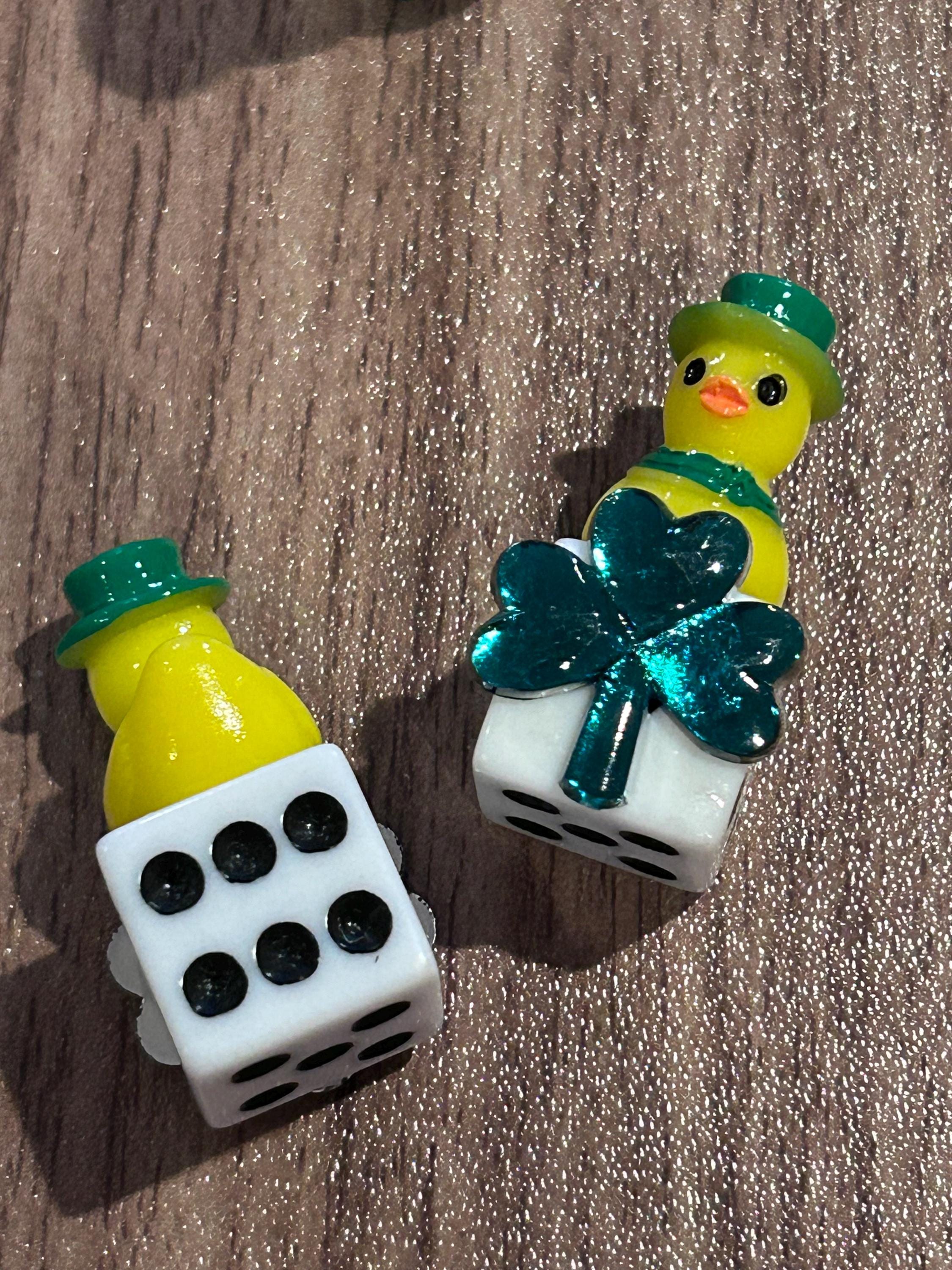 Mini Resin Lucky Duck Dice Set – Set of 6 Shamrock Ducks with Green Hats, St. Patrick’s Day Cruise Ducks, Jeep Ducks, Lucky Charm Decor