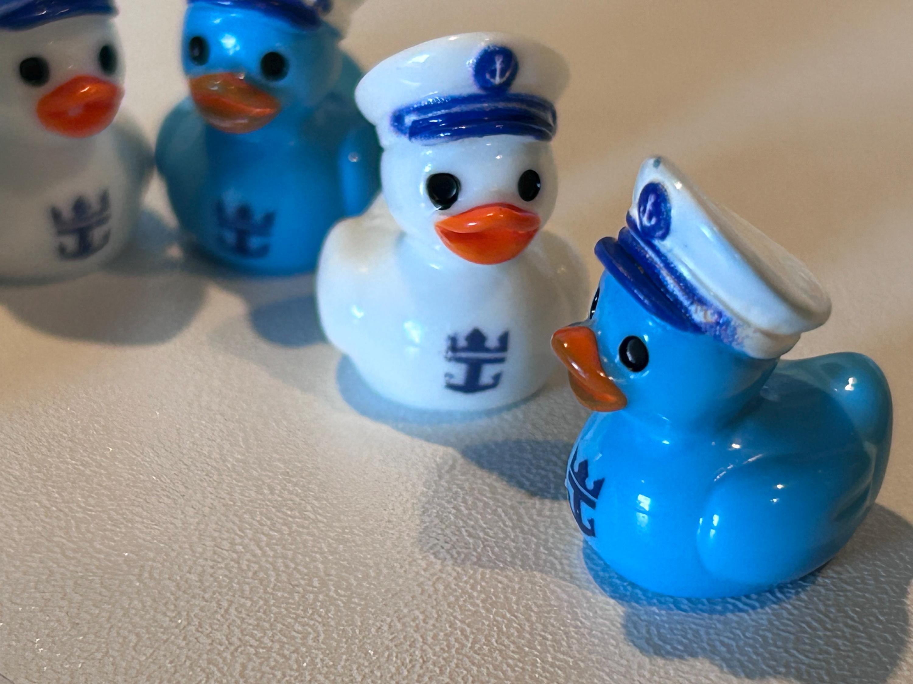 Mini Resin Ducks - 6 Piece Mini Sailor Resin Duck Set – Nautical Blue & White Tiny Duck Figurines, Cruise Duck Hiding Gifts, Miniature Ducks
