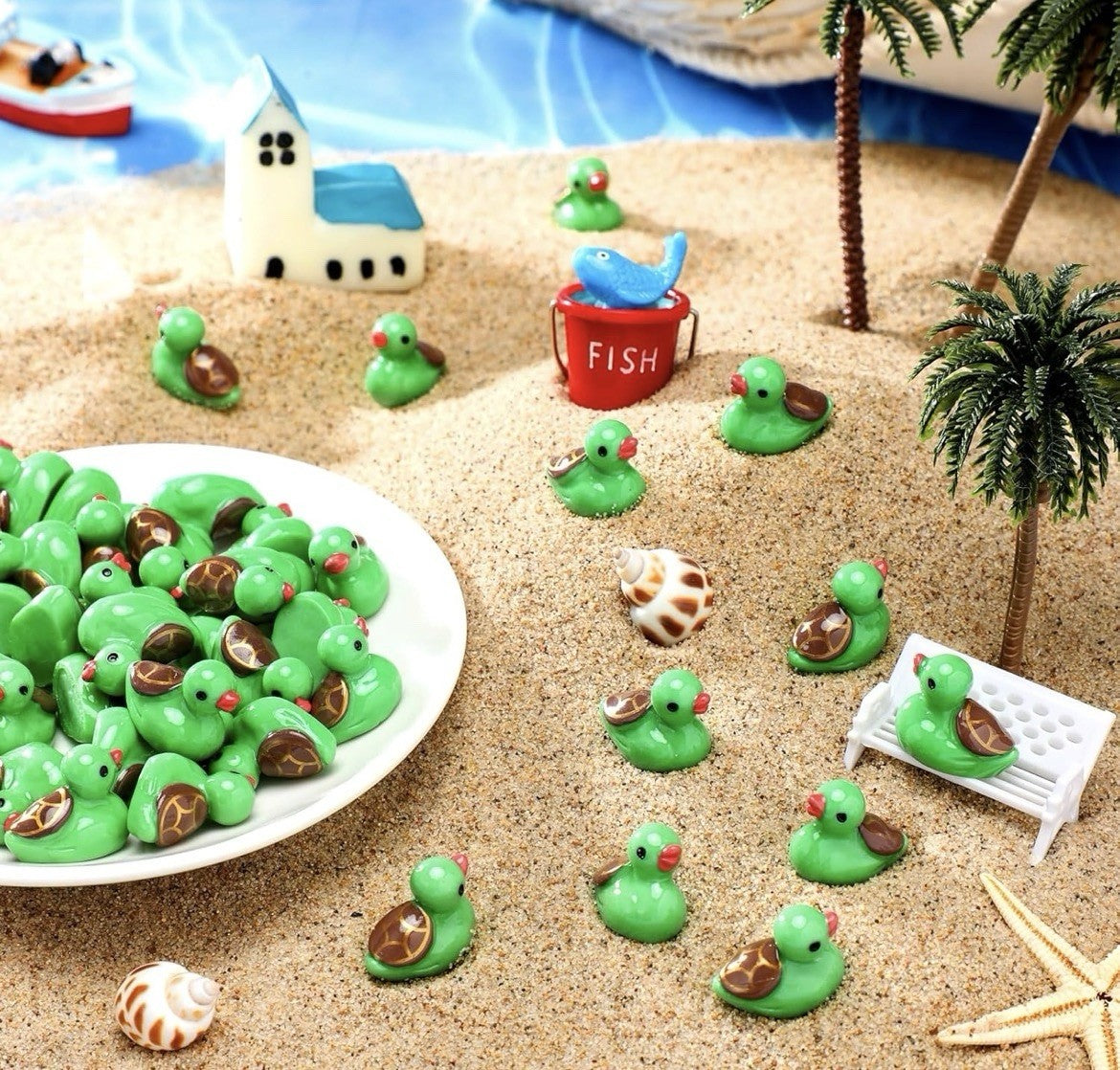 5pc Mini Shark Ducks Resin Set – Jeep & Cruise Ducks
