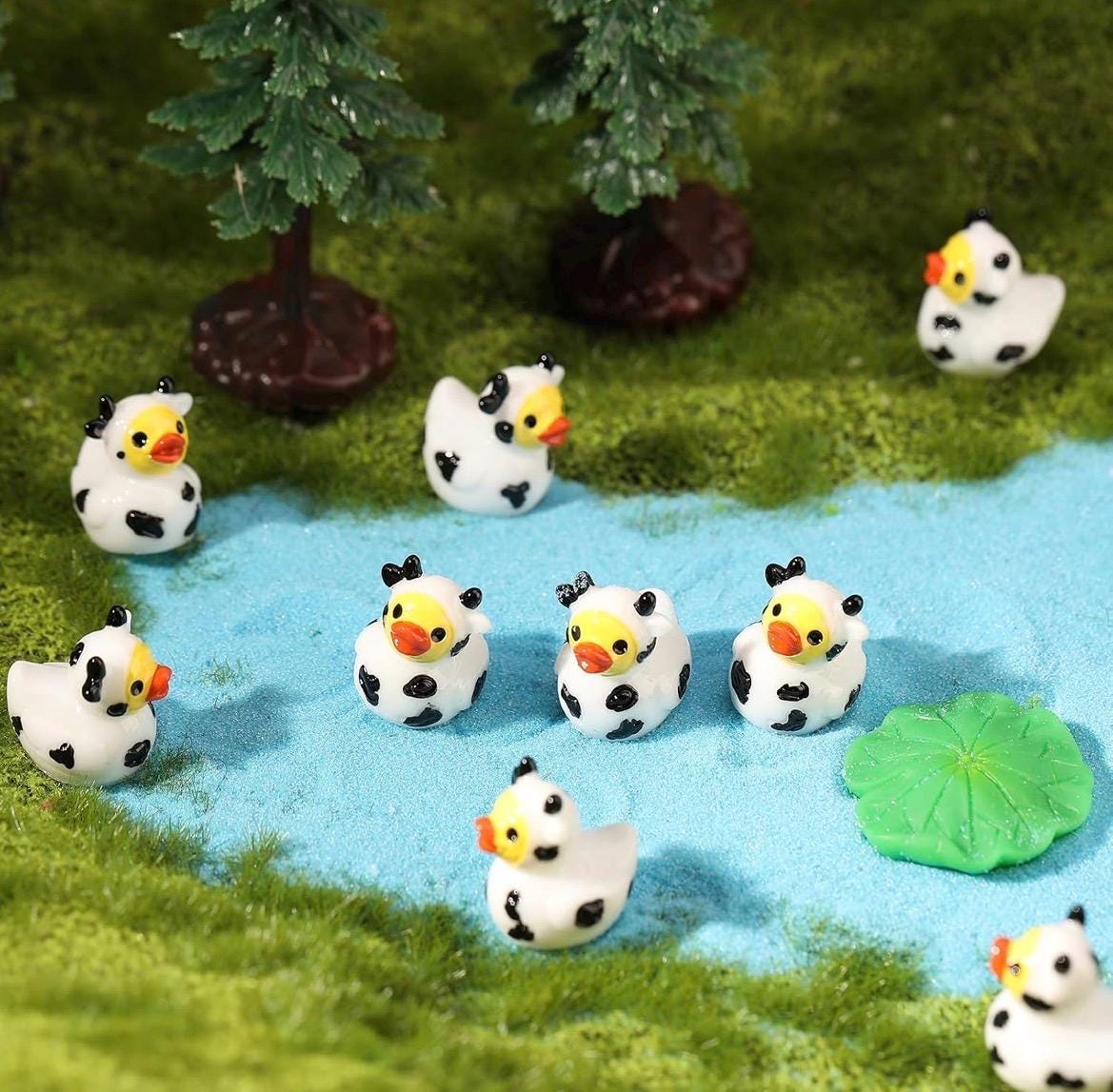 Mini Resin Cow Ducks – 5 Pc Farm Animal Duck Set, Tiny Collectible Decor