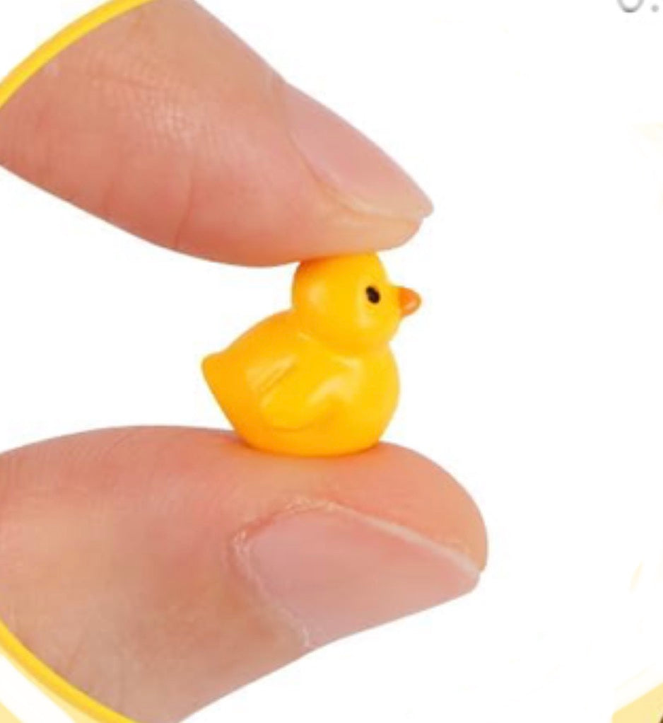 6 Piece Farm Themed Mini Resin Animal Collection – Tiny Animals for Crafts, Fairy Gardens, Miniature Displays & DIY Décor – Optional Magnets