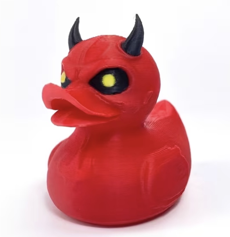 3D Printed Devil Duck – Handmade Red Demon Rubber Duck Style Figurine – Horned Duck Collectible – Halloween Gothic Desk Decor – Duck Gift