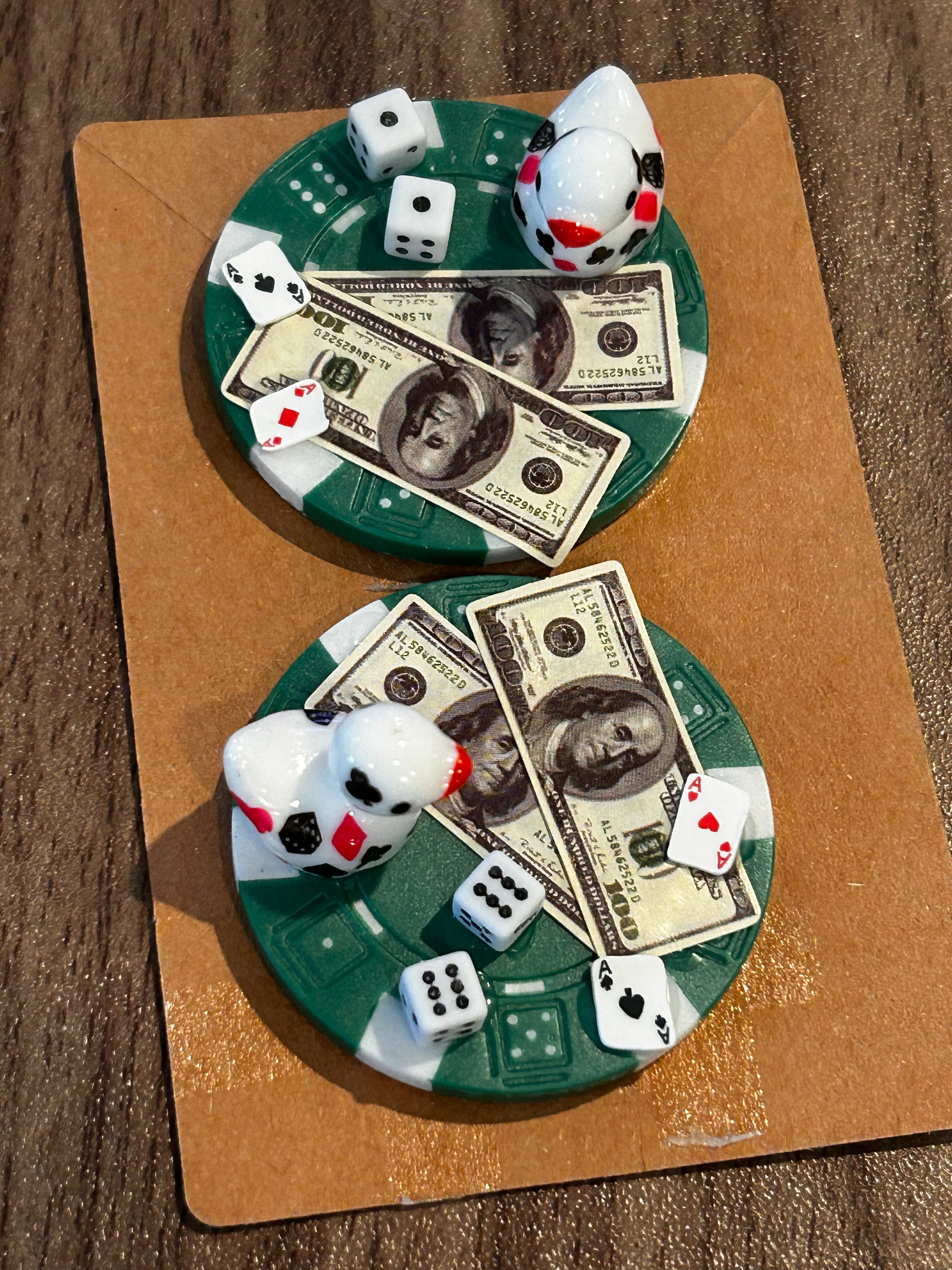2pc Set Green & White Magnetic Mini Resin Duck Poker Chips, Casino Duck Magnets, Poker Night Decor, Mini Duck Collectible, Casino Lover Gift