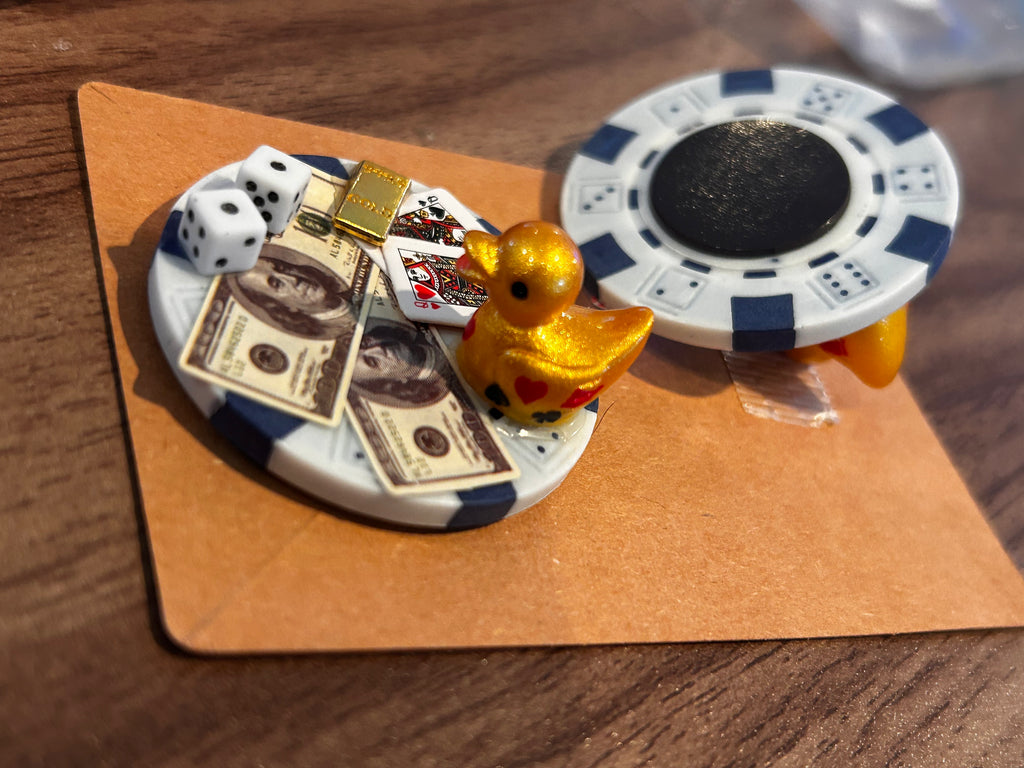 2pc Set White/Blue/Gold Magnetic Mini Resin Duck Poker Chips, Casino Duck Magnets, Poker Night Decor, Mini Duck Collectibles, Casino Lover Gif