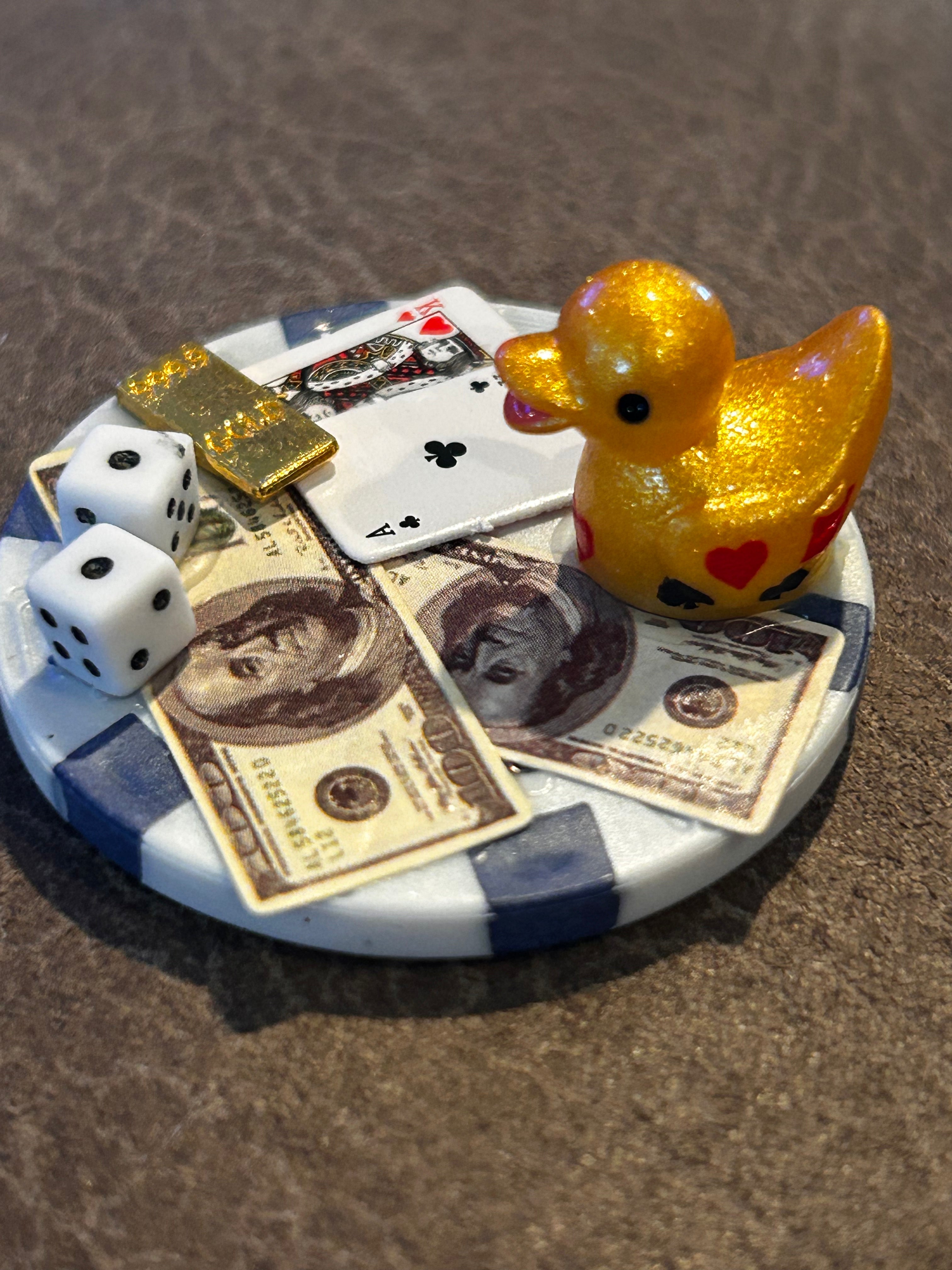 2pc Set White/Blue/Gold Magnetic Mini Resin Duck Poker Chips, Casino Duck Magnets, Poker Night Decor, Mini Duck Collectibles, Casino Lover Gif