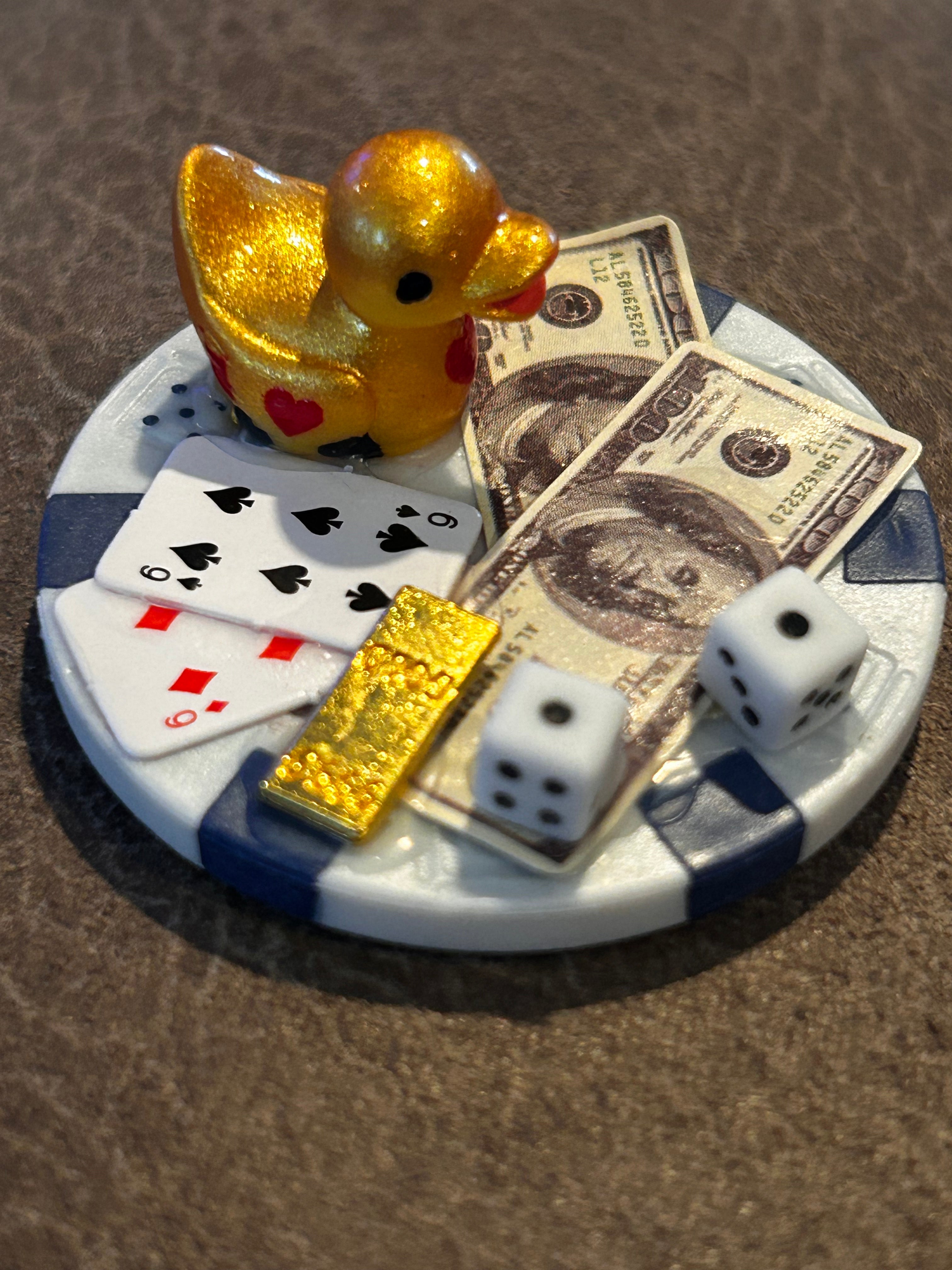 2pc Set White/Blue/Gold Magnetic Mini Resin Duck Poker Chips, Casino Duck Magnets, Poker Night Decor, Mini Duck Collectibles, Casino Lover Gif