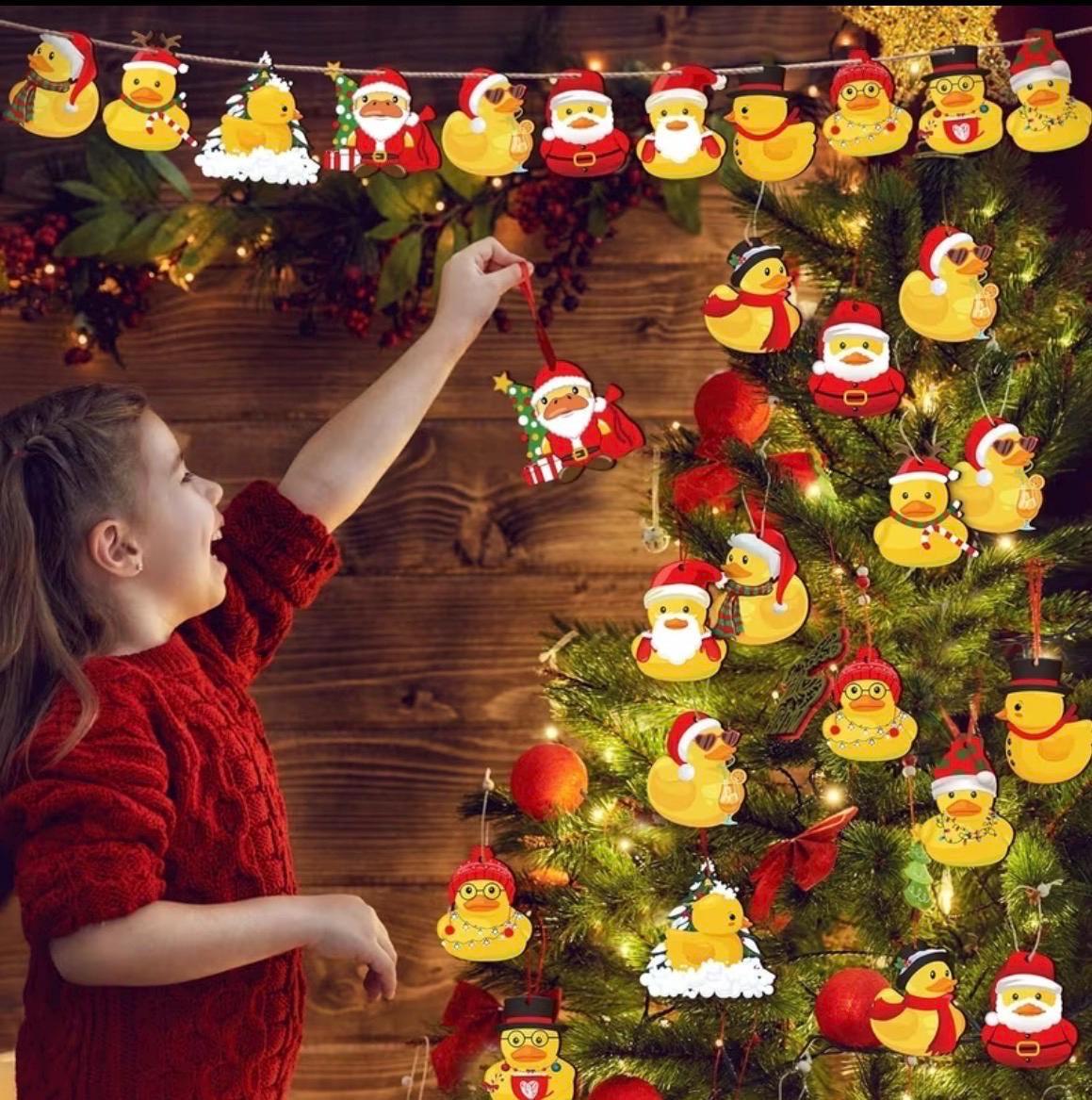 12-Piece Wooden Duck Christmas Ornaments – Festive Holiday Decorations, Rustic Tree Hanging Set