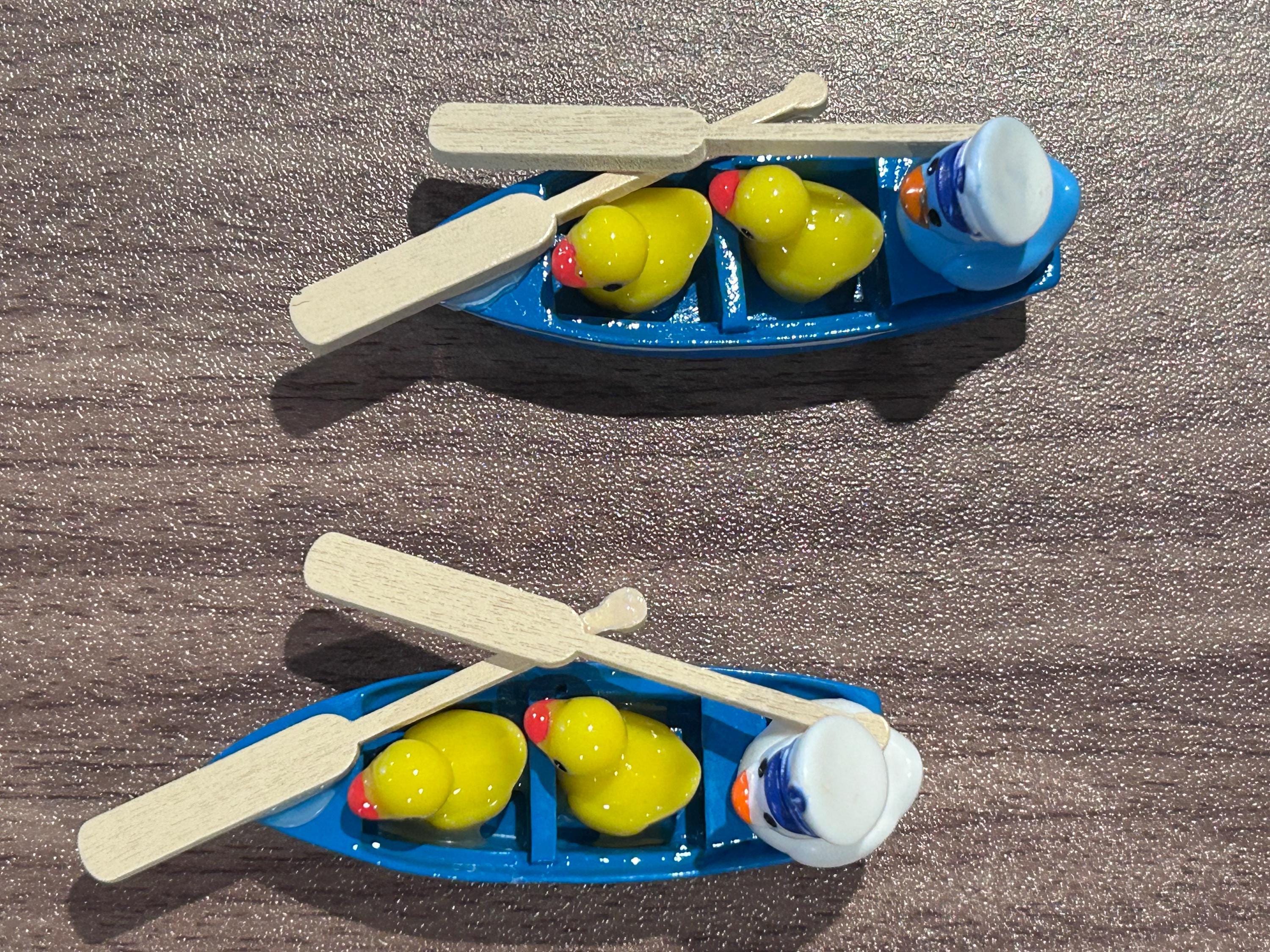 Mini resin duck row boat set – handmade wooden boat with mini duck family, cruise duck gift, nautical duck decor, Dashboard Display/Collecti