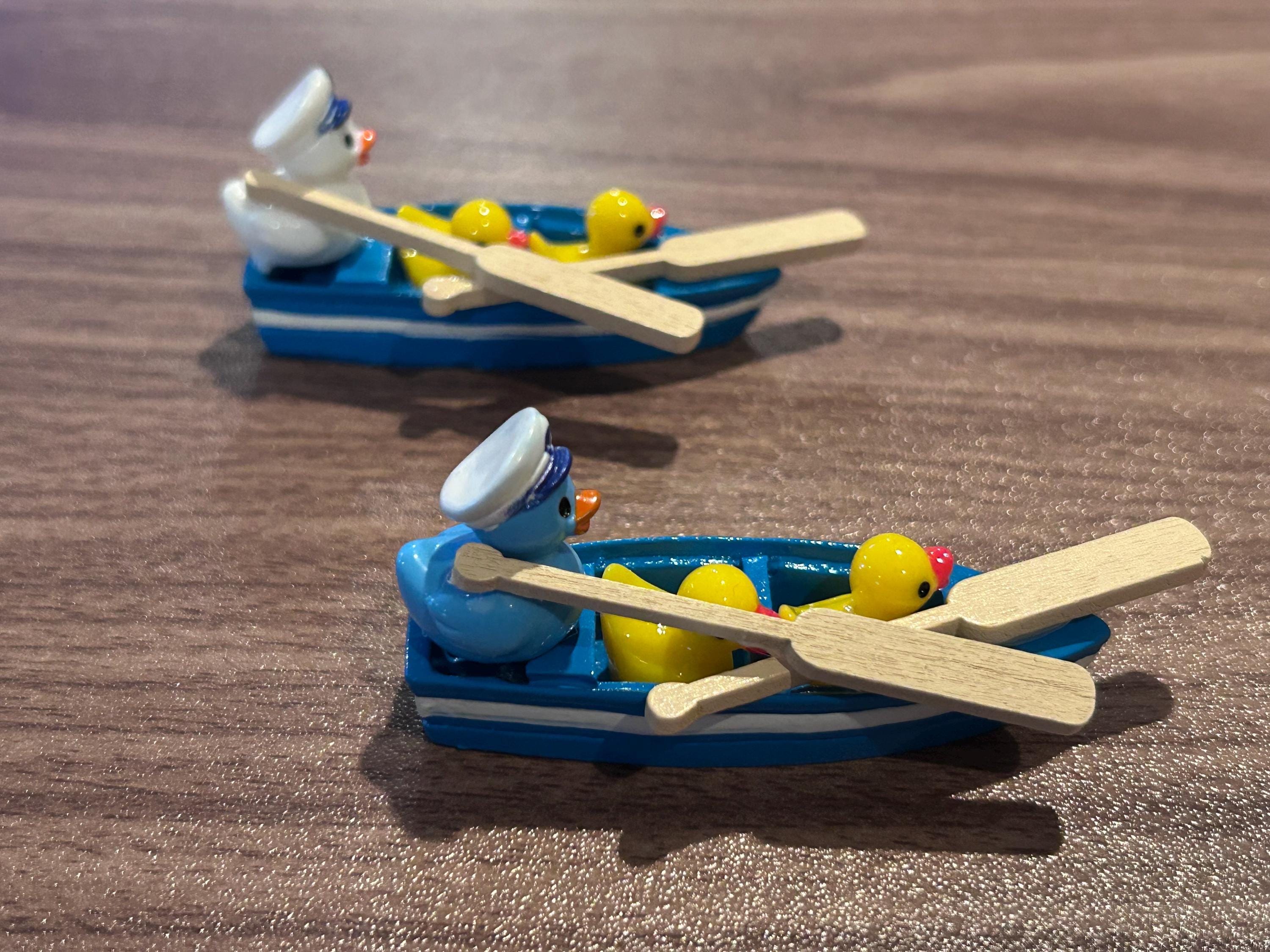 Mini resin duck row boat set – handmade wooden boat with mini duck family, cruise duck gift, nautical duck decor, Dashboard Display/Collecti