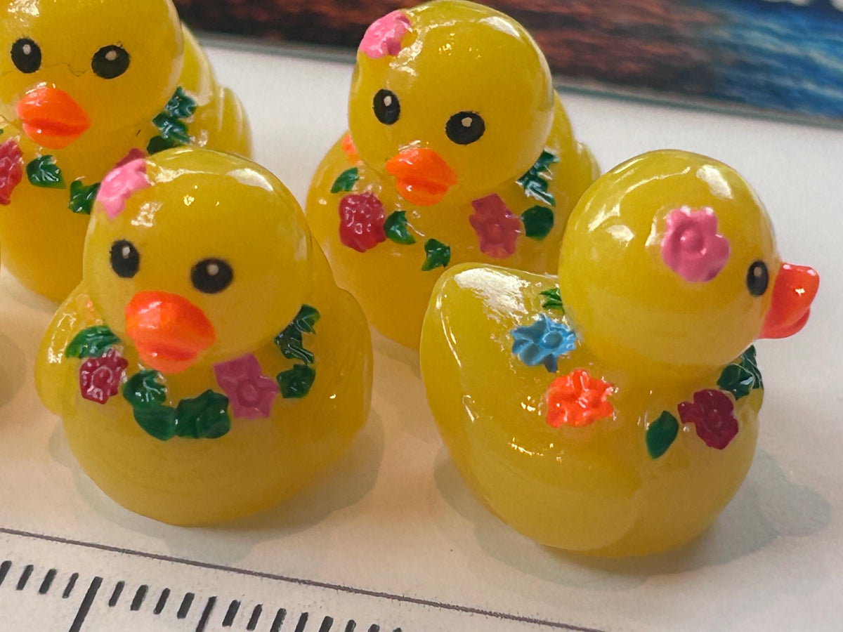 Set of 5, Hawaiian Lei Themed Mini Resin Ducks, Magnetic or Non-Magnetic, Optional Personalized Duck Hiding Tags