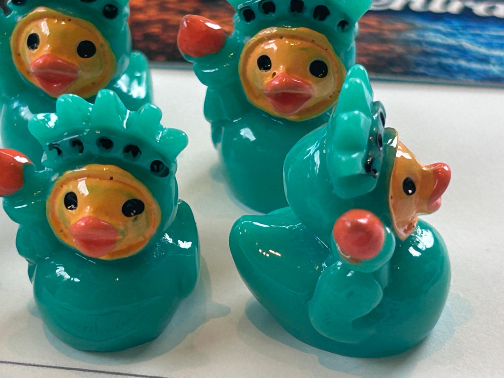Set of 5, Statue of Liberty Themed Mini Resin Ducks, Magnetic or Non-Magnetic, Optional Personalized Duck Hiding Tags