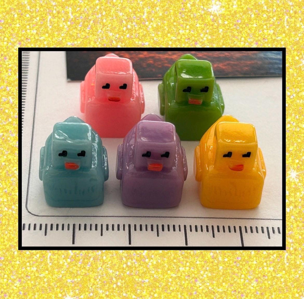 Set of 5, Pixel Block Themed Mini Resin Ducks, Magnetic or Non-Magnetic, Optional Personalized Duck Hiding Tags