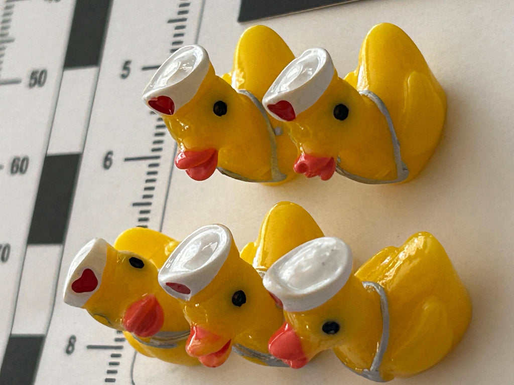 Set of 5, Yellow Nurse Themed Mini Resin Ducks, Magnetic or Non-Magnetic, Optional Personalized Duck Hiding Tags