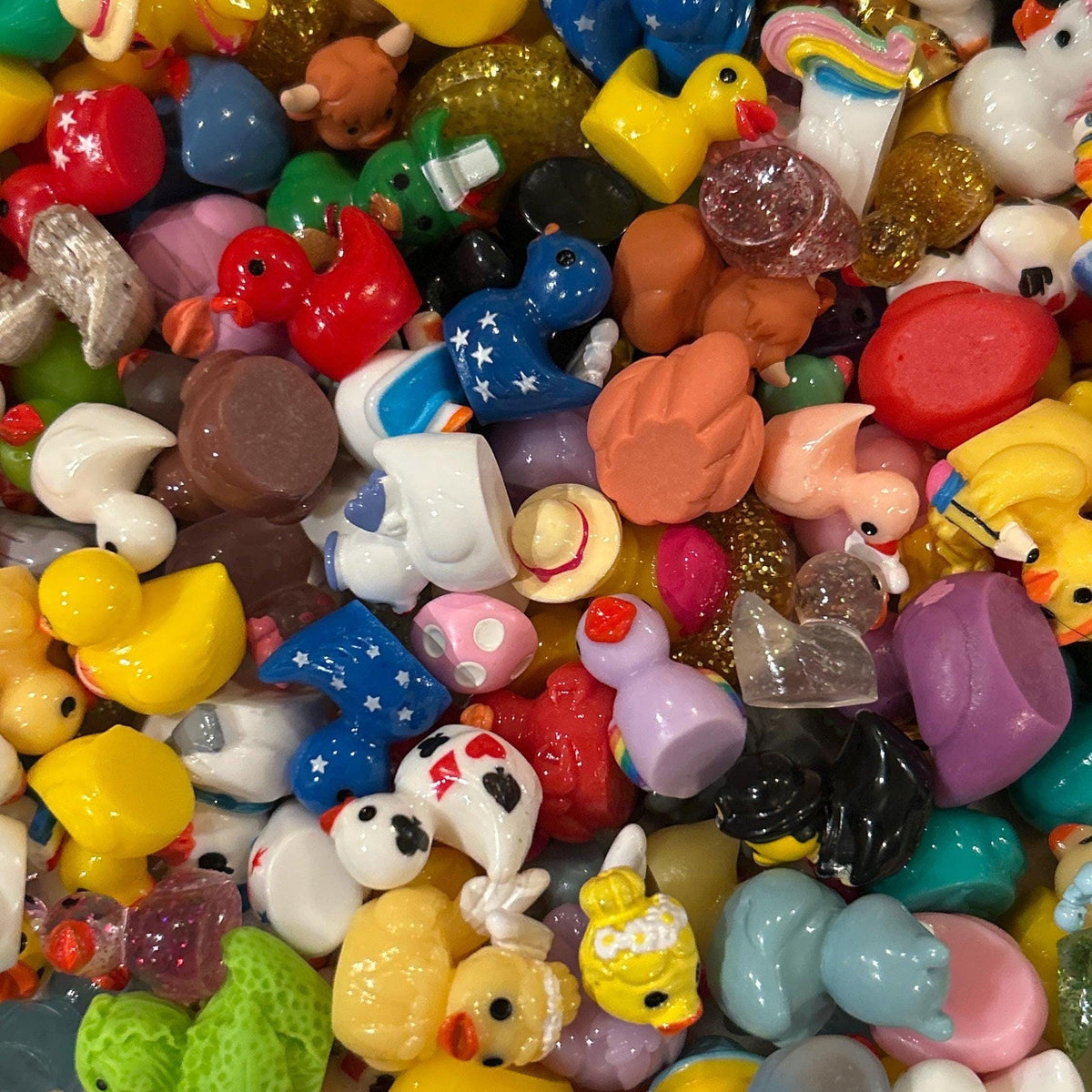 Mini Resin Duck Mystery Scoop – No Duplicates (Magnet Option) XS-XL